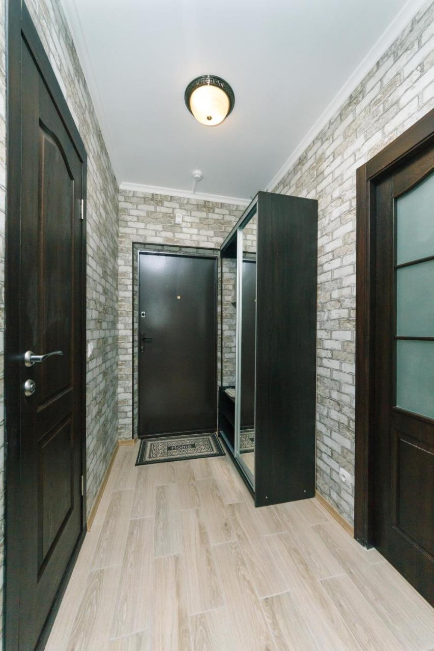 Poznyaky Apartments Patriotika Киев Екстериор снимка